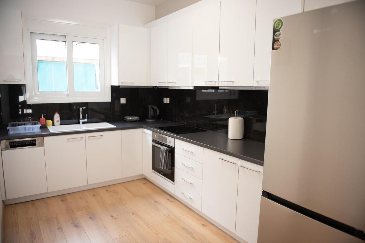 דירות אתונה Newly Renovated Flat 500M From Subway Station מראה חיצוני תמונה